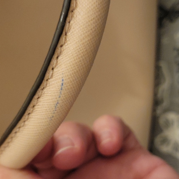 Beautiful Michael Kors pink Selma leather bag - Picture 8 of 8